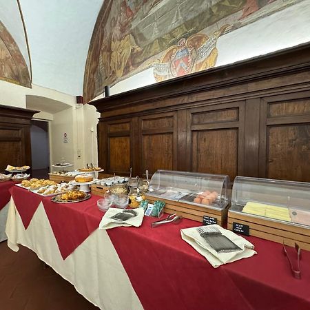 Monastero Ss. Annunziata Hotel Todi Exterior photo The buffet at the 2019 edition of the festival