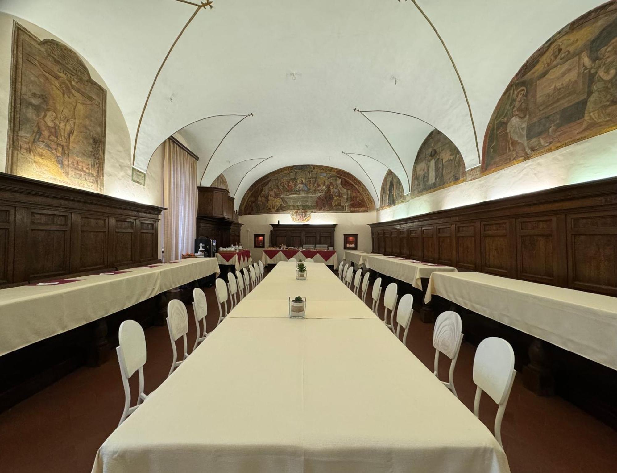 Monastero Ss. Annunziata Hotel Todi Exterior photo The refectory